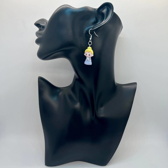 Princess Earrings - Disney Inspired Earrings - Frozen & Cinderella Earrings - Picture 7 of 10